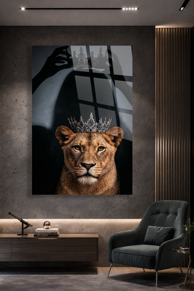 KIRILMAZ CAM TABLO TAÇLI ASLAN KRALİÇE GÜÇ VE ASİL HAYVAN TASARIMI