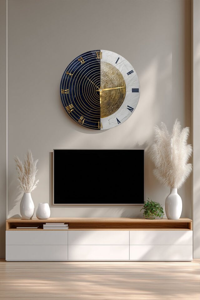 KIRILMAZ CAM DUVAR SAATİ, HEM TABLO HEM SAAT YARI SİYAH YARI BEYAZ GEOMETRİK GOLD ÇİZGİLİ MODERN TASARIM EV OFİS HEDİYESİ