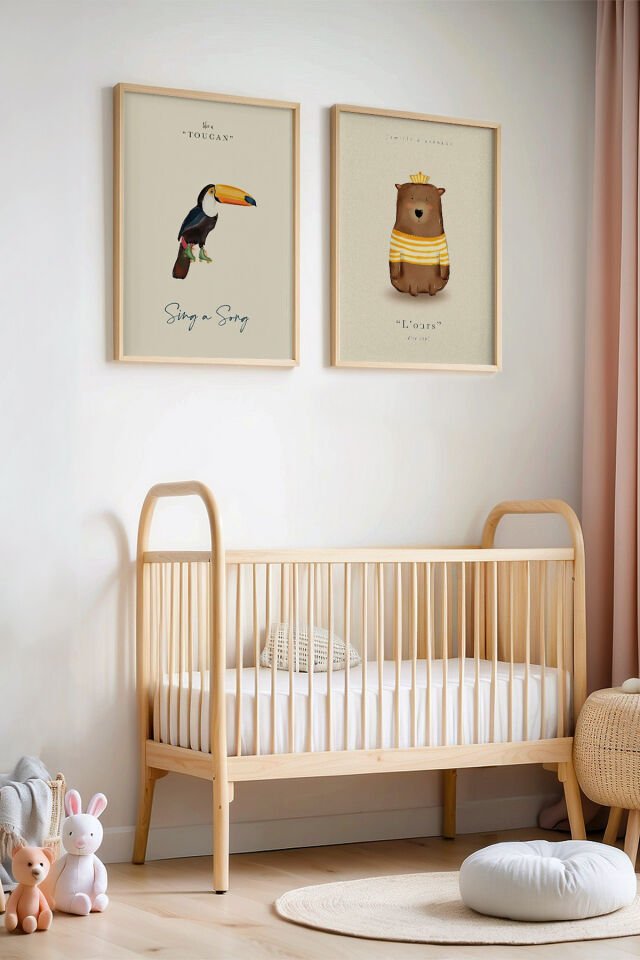 DOĞAL AHŞAP - Tukan ve Sevimli Ayı Premium Doğal Ahşap Çerçeveli Çocuk ve Bebek Odası Tablosu