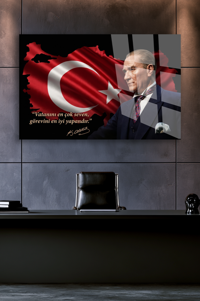 ATATÜRK VE TÜRK BAYRAĞI SÖZ YAZILI DEKORATİF CAM TABLO OFİS HEDİYESİ