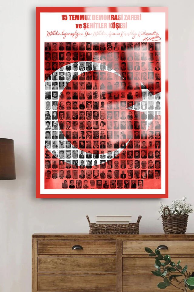 15 TEMBUZ DEMOKRASİ ZAFERİ VE ŞEHİTLER KÖŞESİ KIRILMAZ LÜKS CAM TABLO OKULA ÖZEL TABLO İŞ YERİ