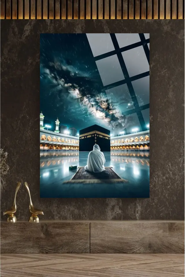 Kabede Namaz Kılan Adam 4mm Lüks Kırılmaz Temperli Yüksek Çözünürlüklü Cam Tablo