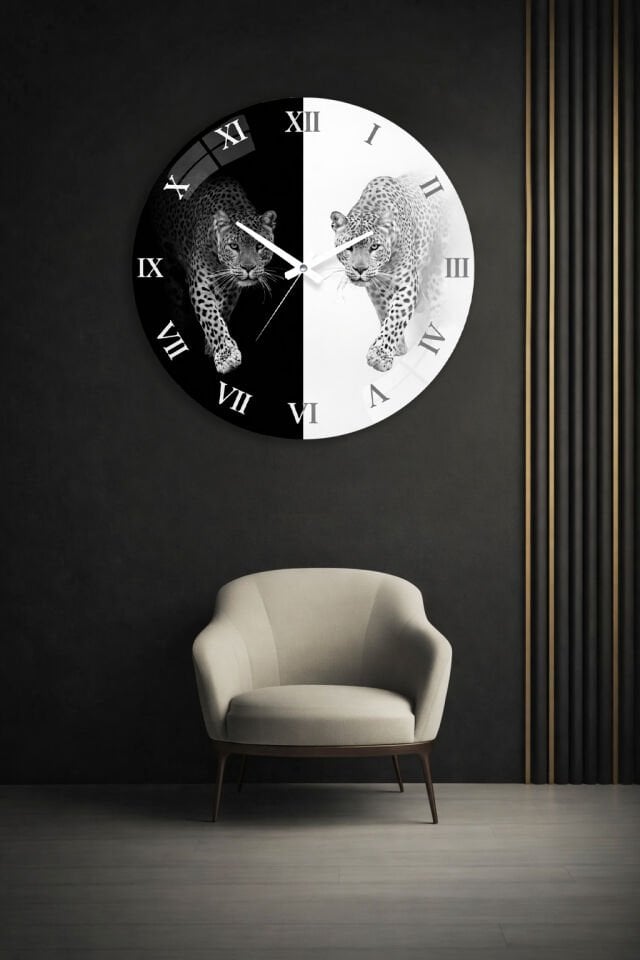 KIRILMAZ CAM DUVAR SAATİ, HEM TABLO HEM SAAT SİYAH BEYAZ LEOPAR FİGÜRLÜ MODERN TASARIM EV OFİS HEDİYESİ