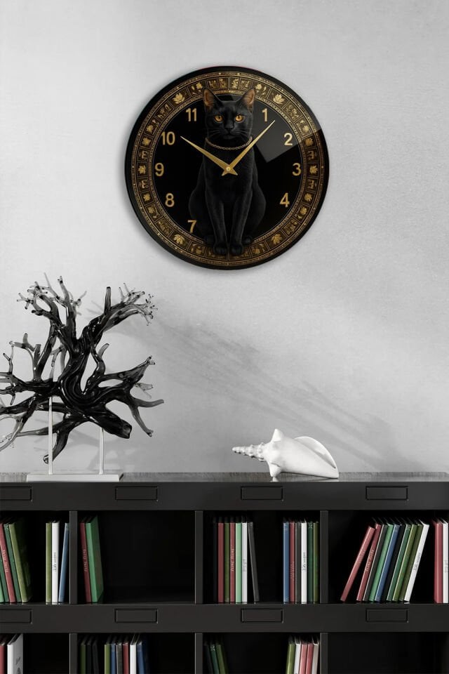 KIRILMAZ CAM DUVAR SAATİ, HEM TABLO HEM SAAT SİYAH KEDİ ALTIN DETAYLI LÜKS TASARIM EV OFİS HEDİYESİ