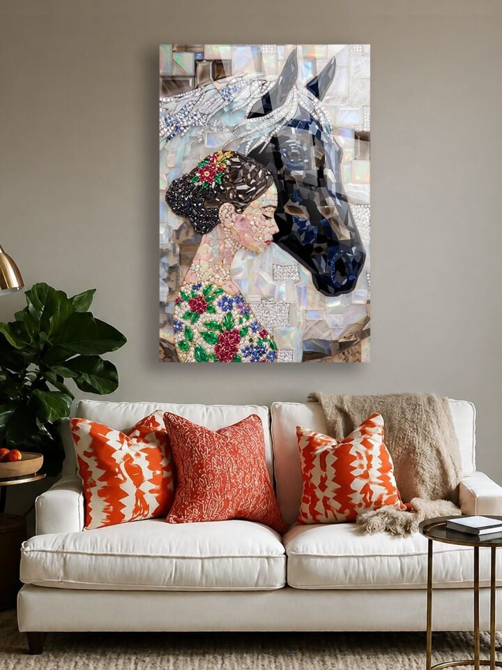 KIRILMAZ CAM TABLO , MODERN DUVAR DEKORASYONU MOZAİK KADIN AT SANAT TASARIM EV OFİS HEDİYESİ