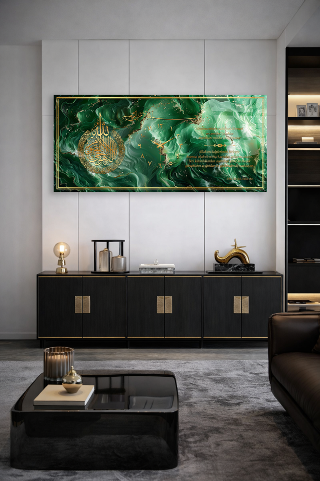 KIRILMAZ CAM DUVAR SAATİ , HEM TABLO HEM SAAT YEŞİL ALTIN HAT SANATI TASARIM EV OFİS HEDİYESİ