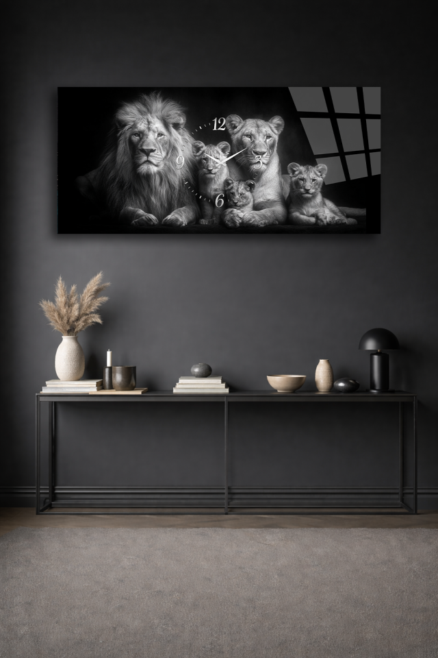KIRILMAZ CAM DUVAR SAATİ , HEM TABLO HEM SAAT ASLAN AİLESİ SİYAH BEYAZ TASARIM EV OFİS HEDİYESİ