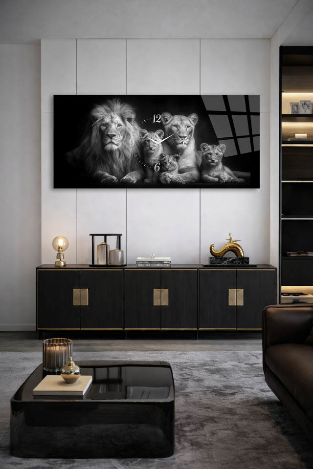 KIRILMAZ CAM DUVAR SAATİ , HEM TABLO HEM SAAT ASLAN AİLESİ SİYAH BEYAZ TASARIM EV OFİS HEDİYESİ